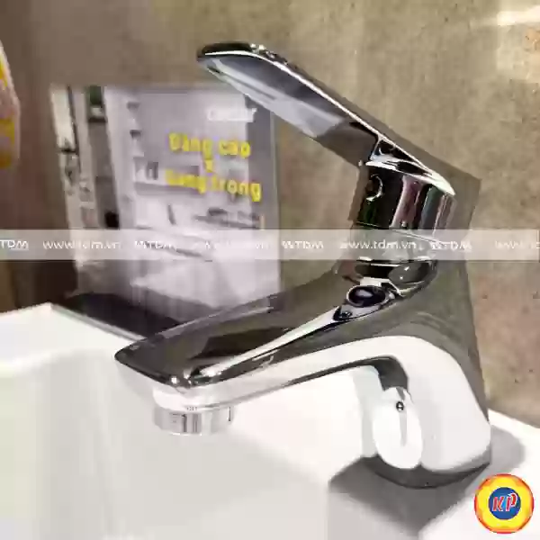 Vòi Lavabo Caesar B770CU Nóng Lạnh Bộ Xả Nhấn